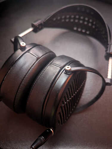 64af707b-b7c8-4b66-b512-5e071bdc10f2